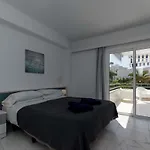 Club Atlantis 91 - Two Bed אדחה