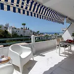 Club Atlantis 91 - Two Bed דירה אדחה