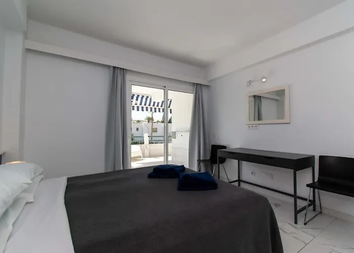 Club Atlantis 91 - Two Bed شقة *